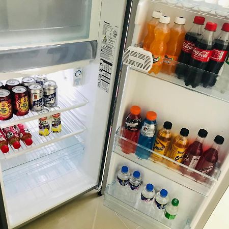 סן פדרו מקאטי D&G Affordable Staycation Airbnb Ph מראה חיצוני תמונה